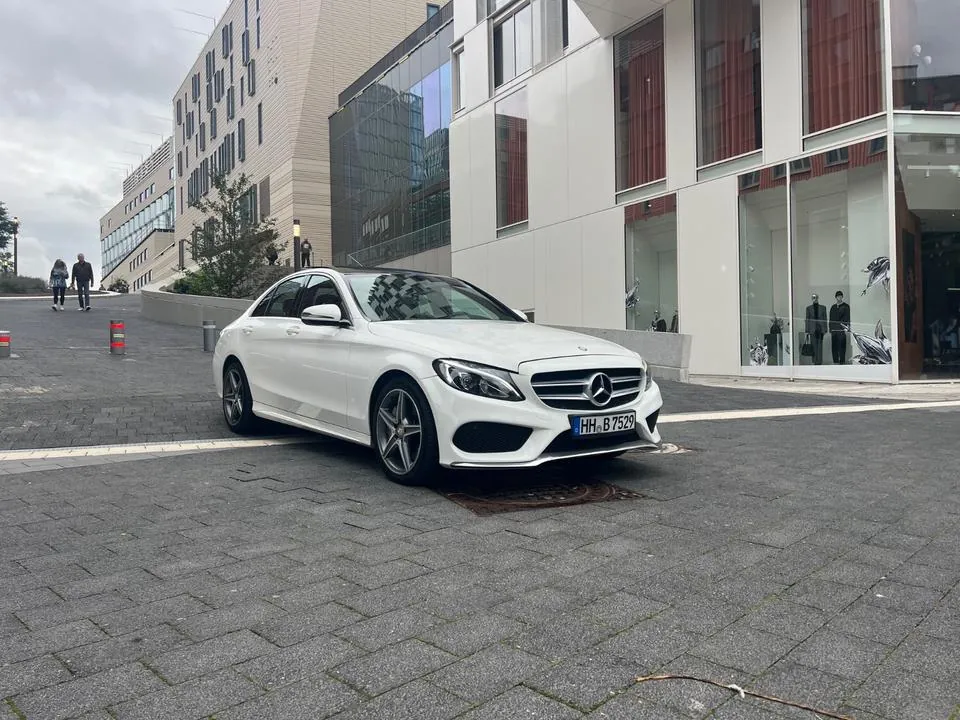 Mercedes-Benz C 300