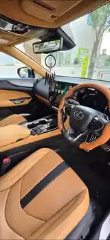 Lexus Nx 2025 photo 3