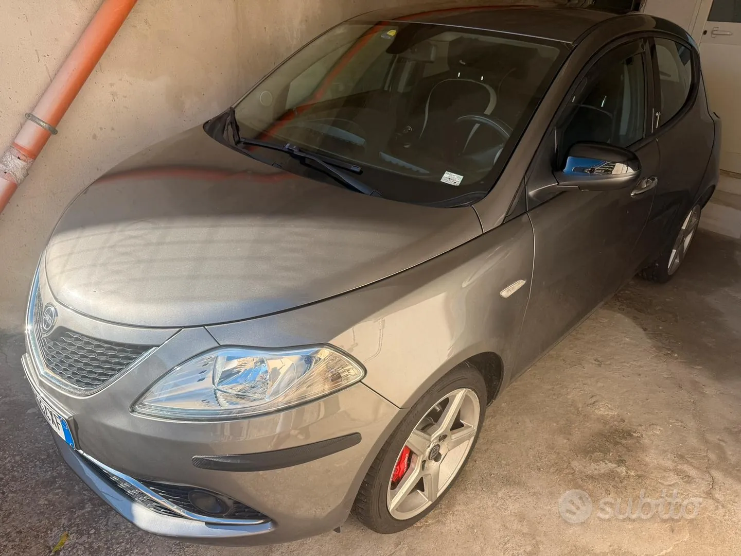 Lancia Ypsilon