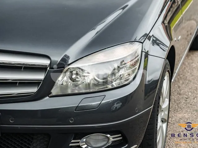 Mercedes-Benz C180 2010 photo 3