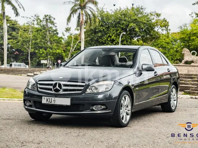 Mercedes-Benz C180