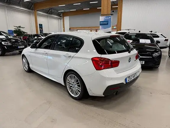 BMW 118I 2018 photo 3