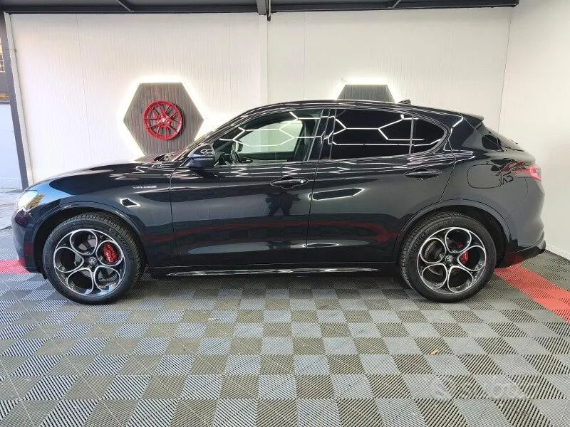 Alfa Romeo Stelvio 2025 photo 4
