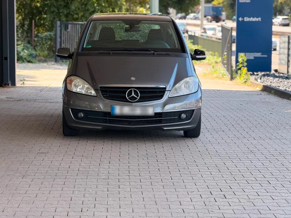 Mercedes-Benz A160