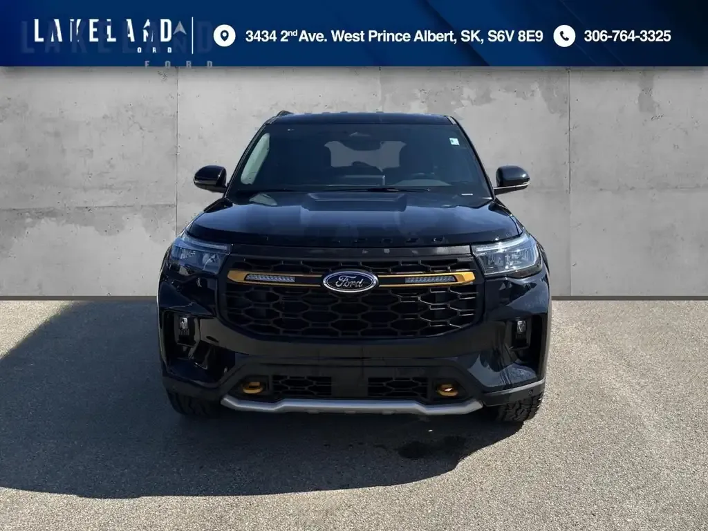 Ford Explorer 2026 photo 2