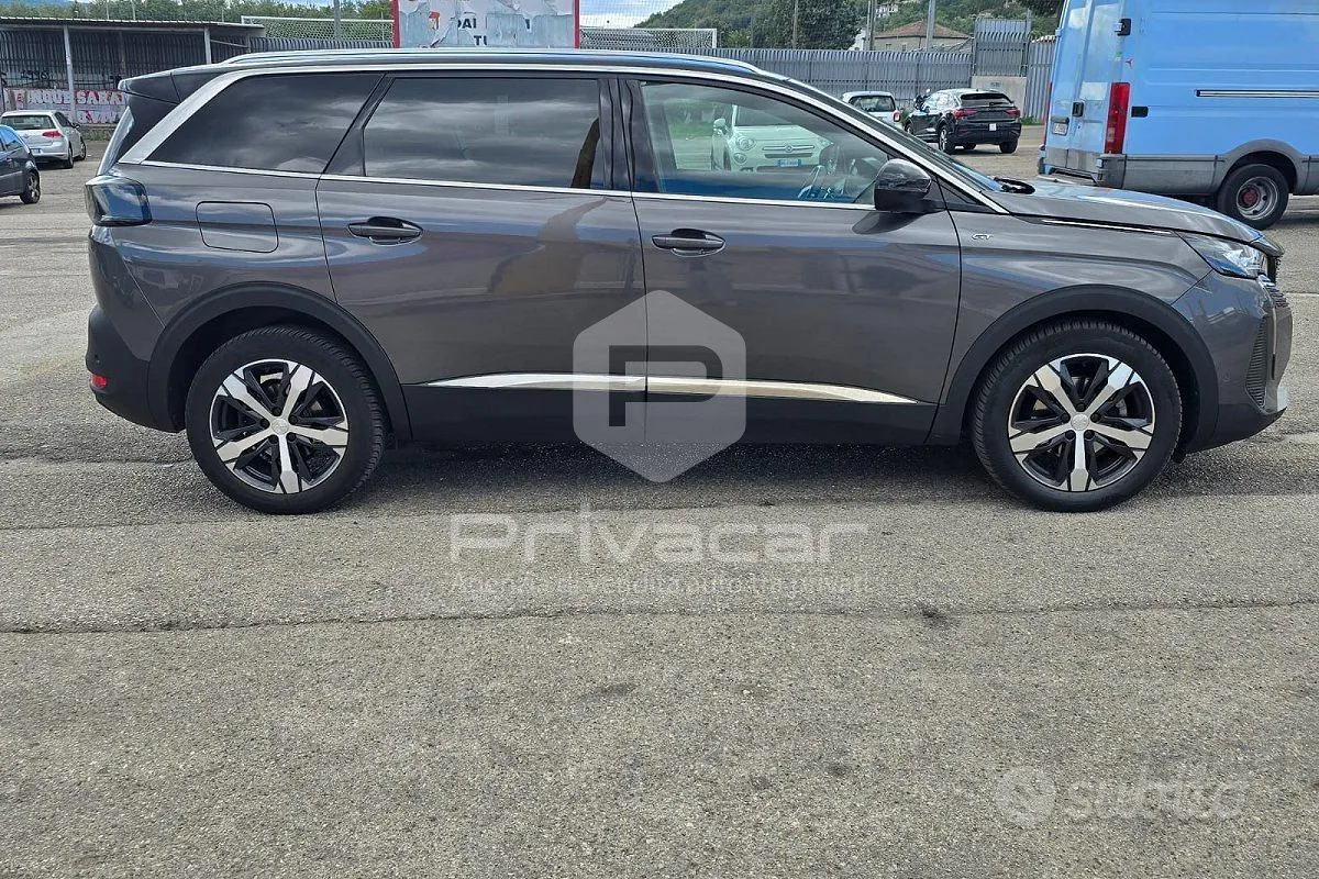 Peugeot 5008 2023 photo 4