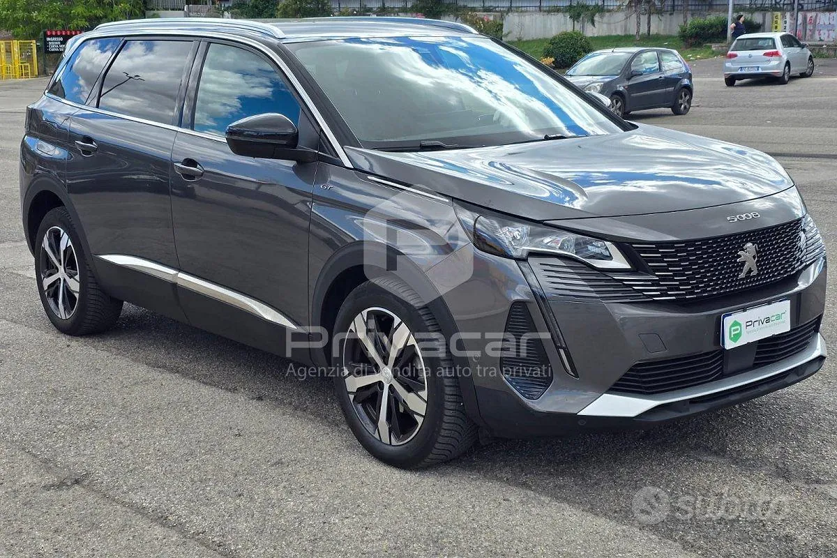 Peugeot 5008 2023 photo 3