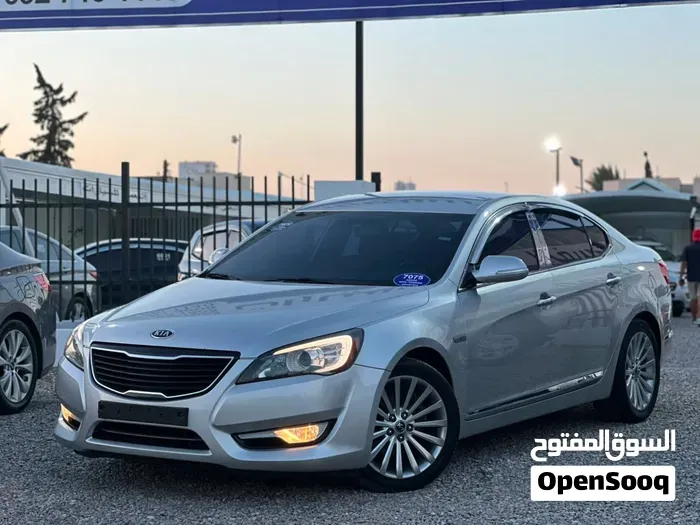 Kia Cadenza 2012 photo 2