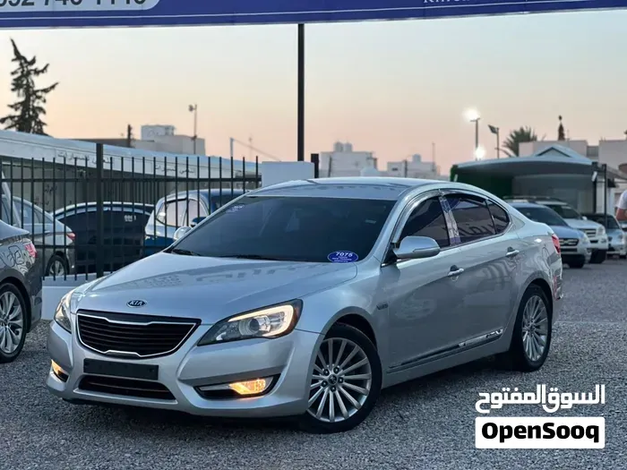Kia Cadenza 2012 photo 4