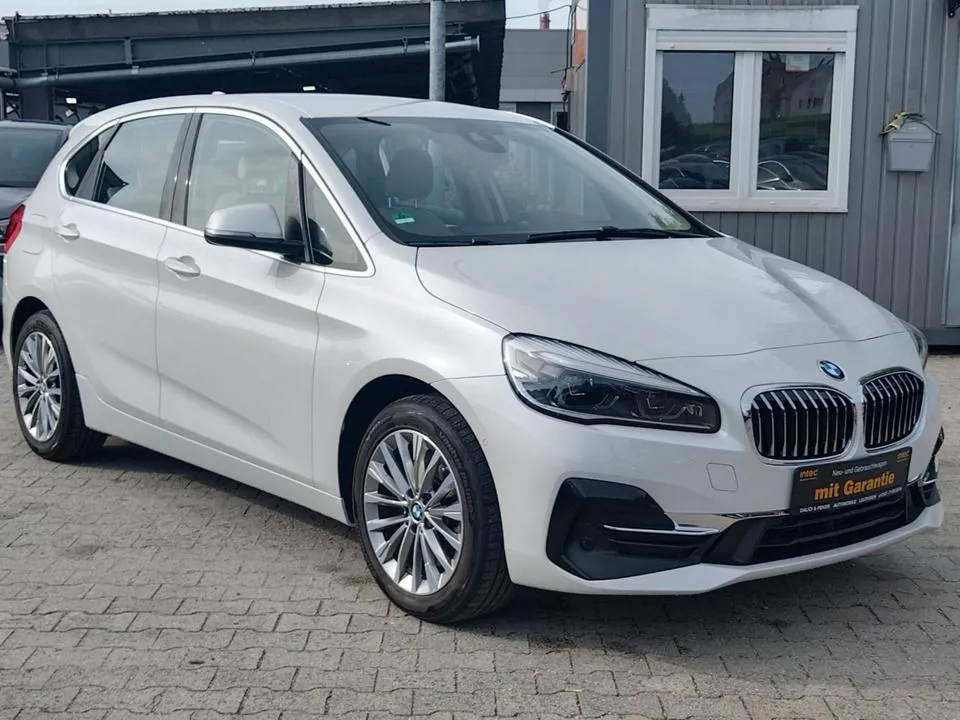 BMW 225Xe Active Tourer