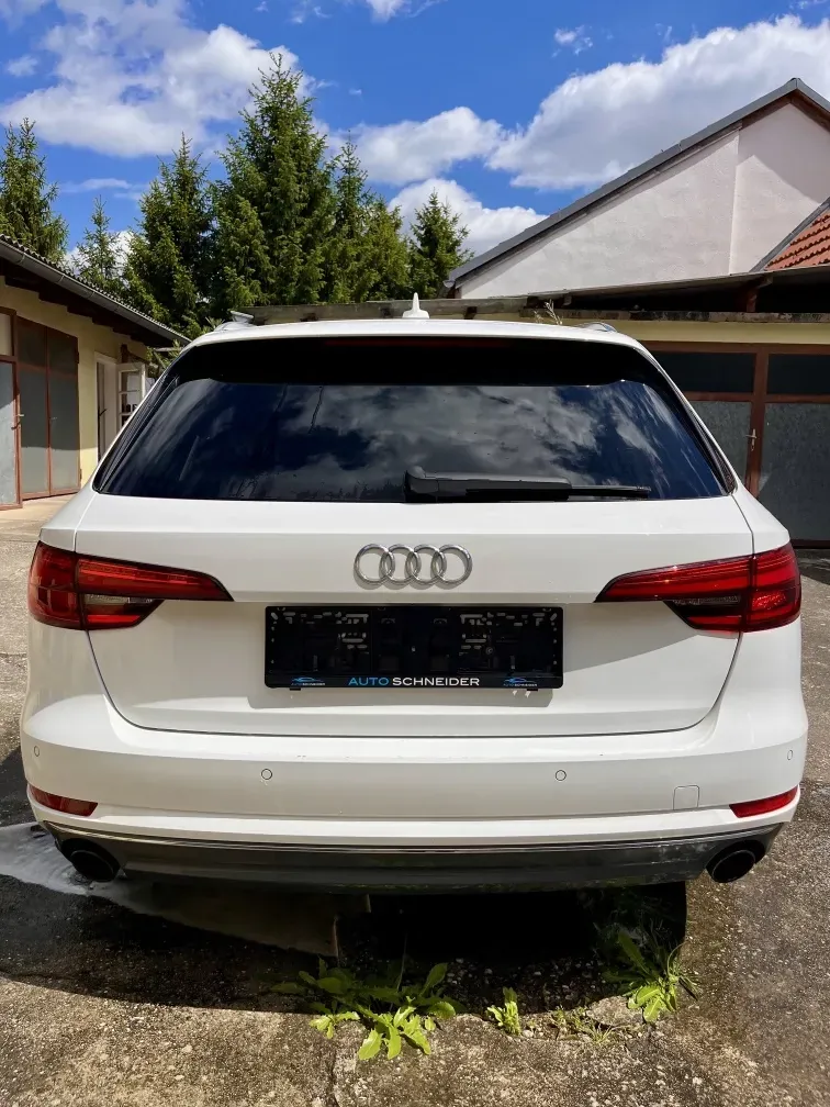 Audi A4 2015 photo 3