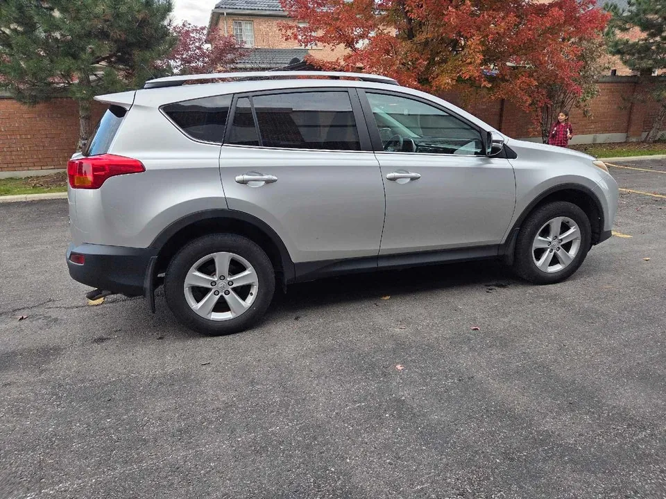 Toyota Rav4 2014 photo 4