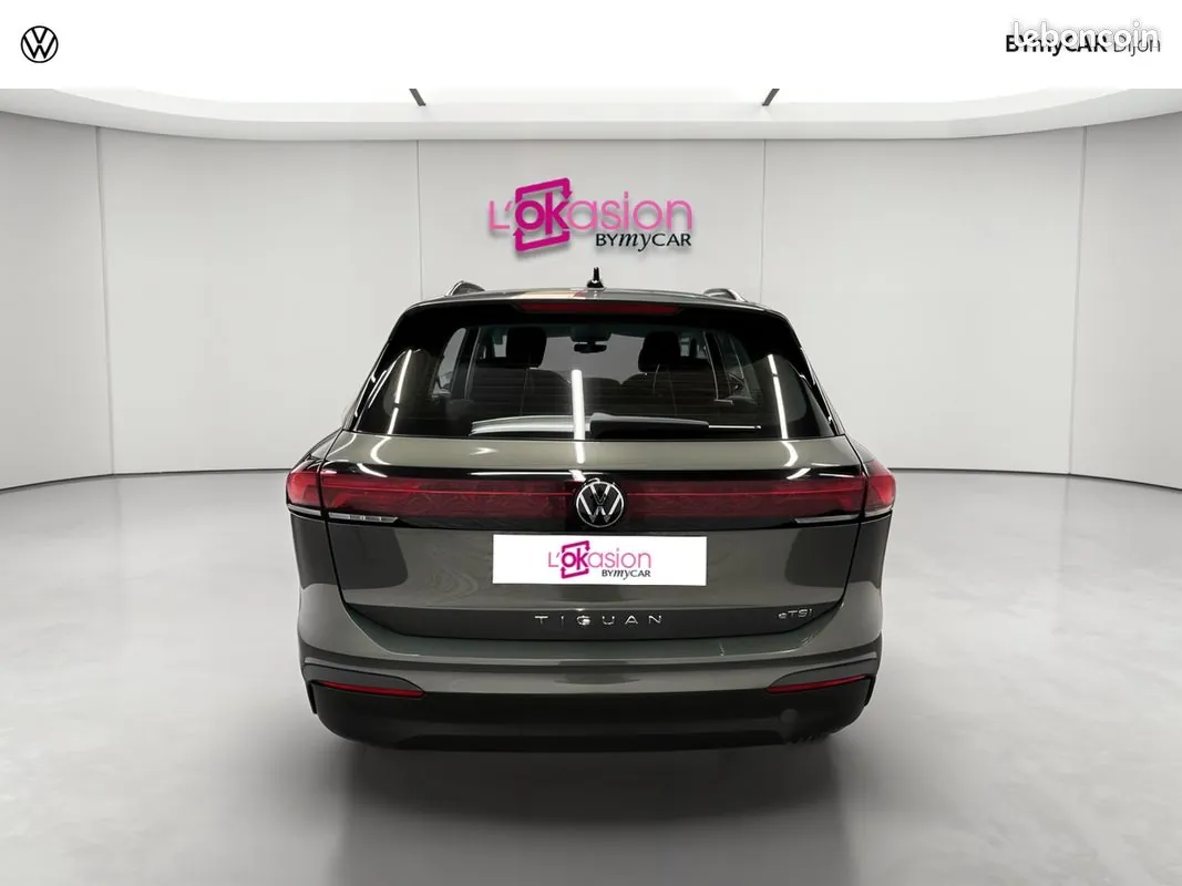 Volkswagen Tiguan 2024 photo 4