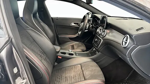 Mercedes-Benz Cla220 D 2016 photo 3