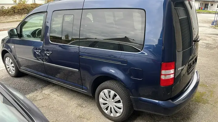 Volkswagen Caddy 2012 photo 3
