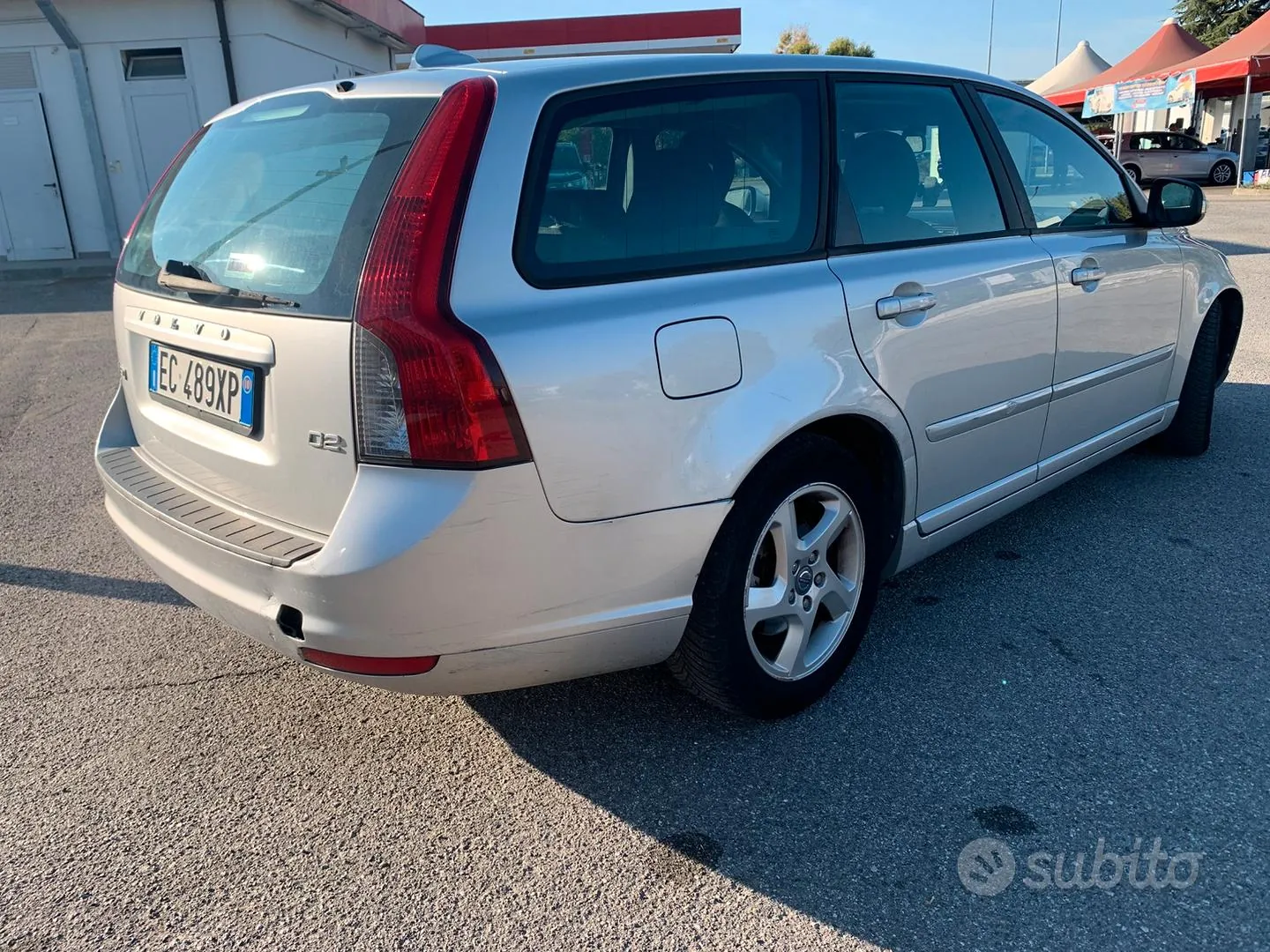 Volvo V50 2010 photo 2