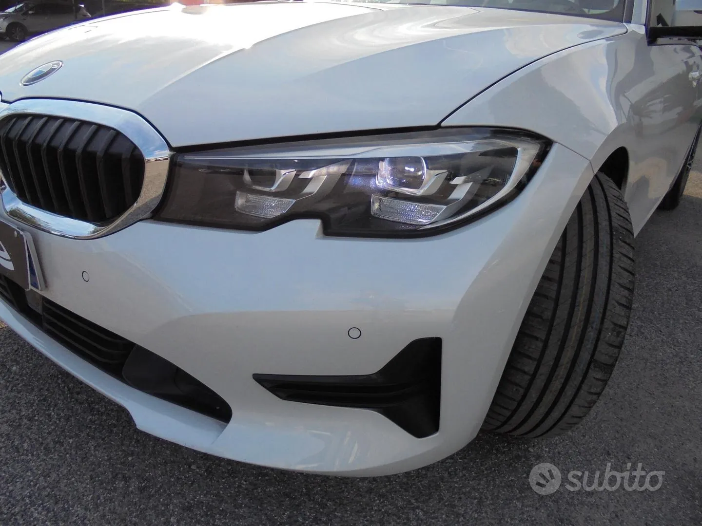 BMW 3 Series 2020 photo 3