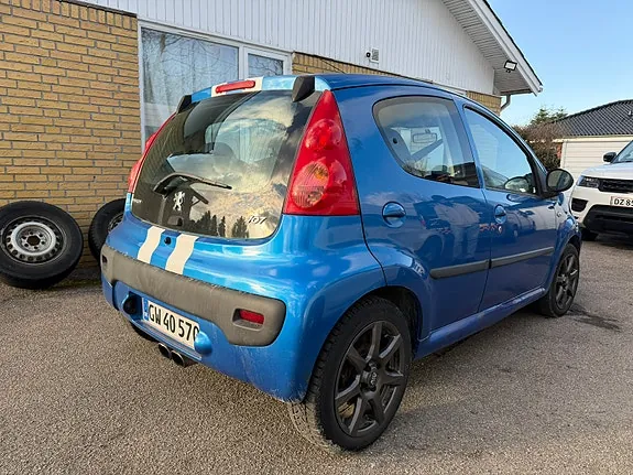 Peugeot 107 2012 photo 5