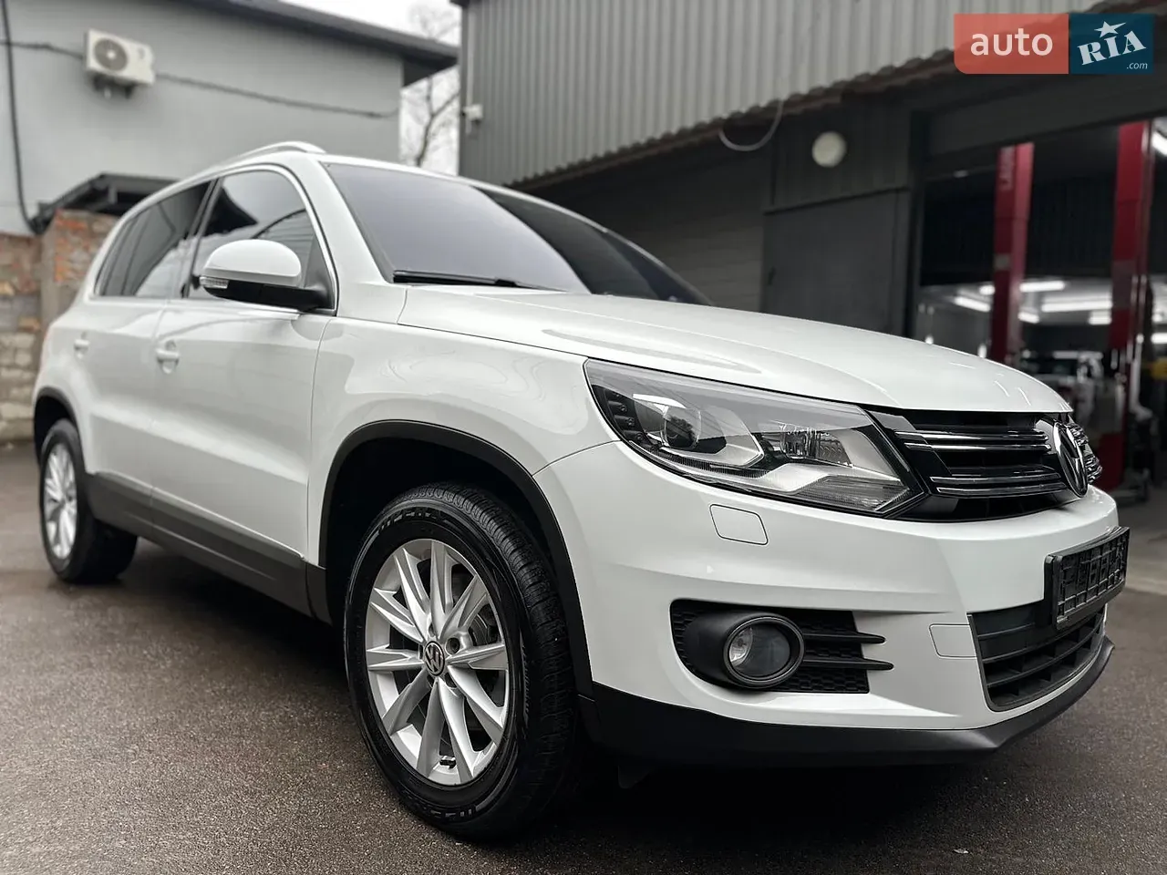 Volkswagen Tiguan 2015 photo 4
