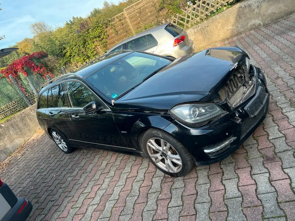 Mercedes-Benz C350