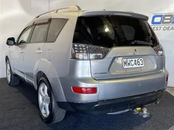 Mitsubishi Outlander 2005 photo 5