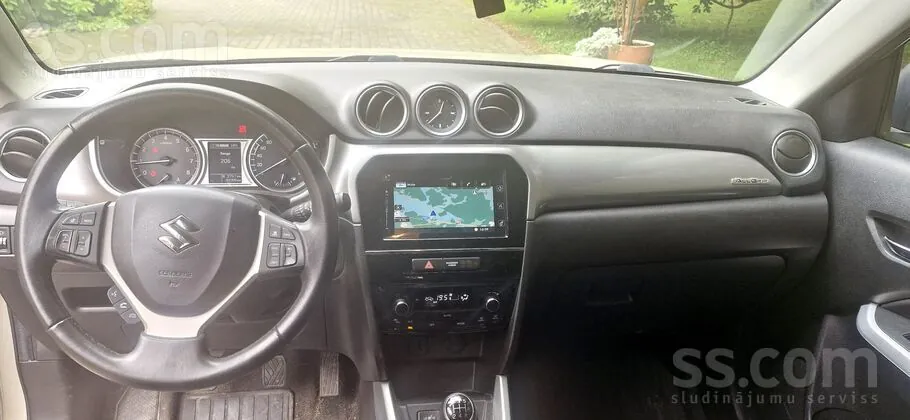 Suzuki Vitara 2018 photo 2
