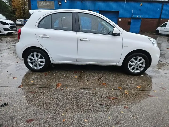 Nissan Micra 2014 photo 3