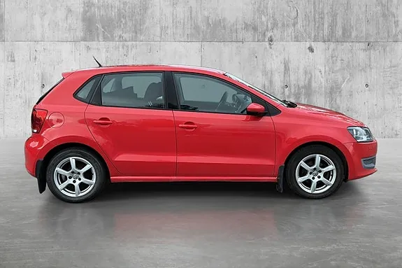 Volkswagen Polo 2010 photo 4