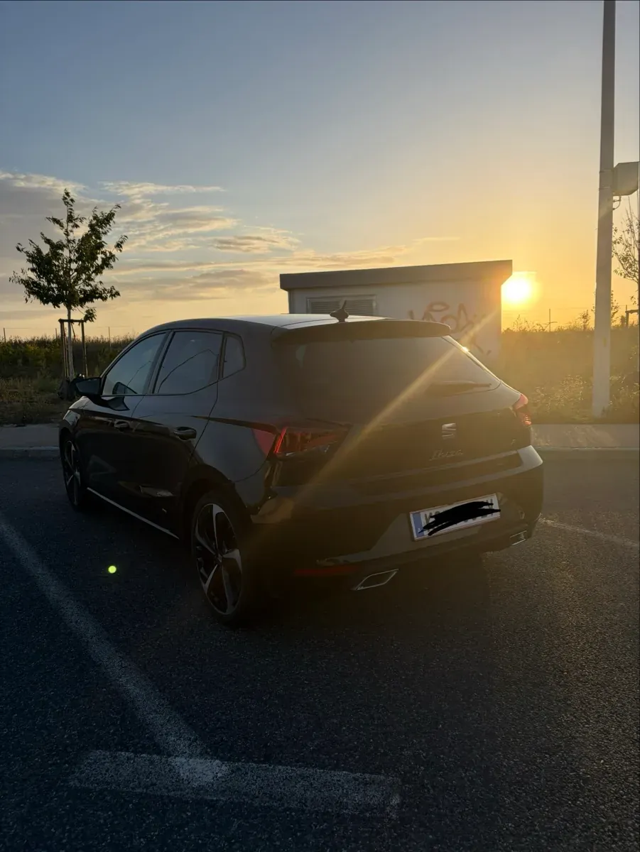Seat Ibiza 2023 photo 3