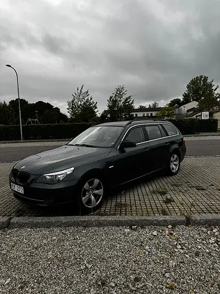 BMW 520I 2010 photo 3