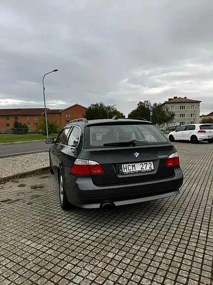 BMW 520I 2010 photo 4