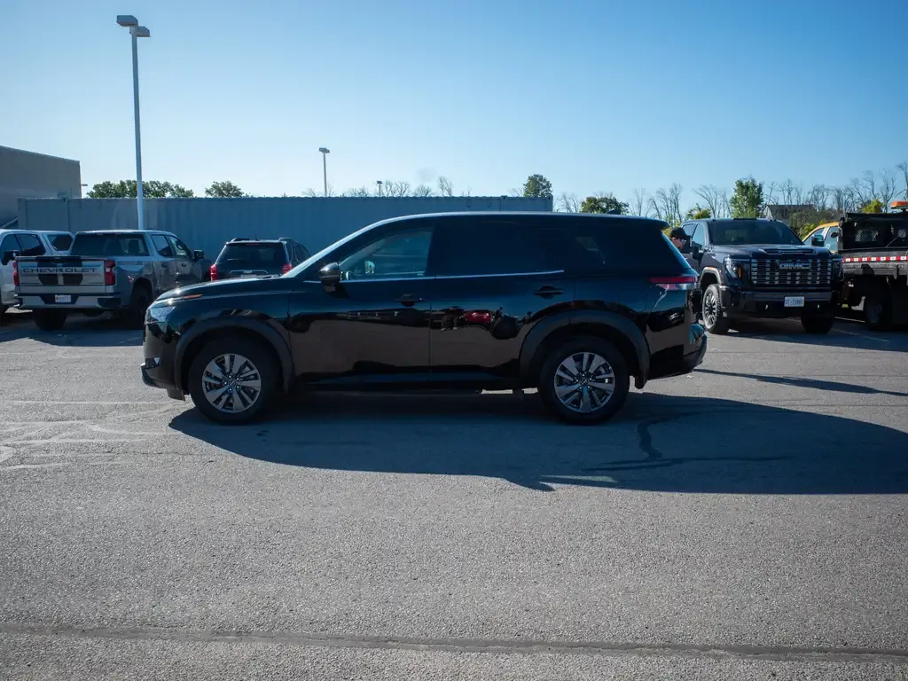 Nissan Pathfinder 2024 photo 5
