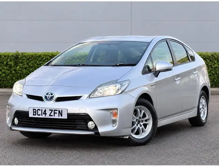 Toyota Prius 2014 photo 3