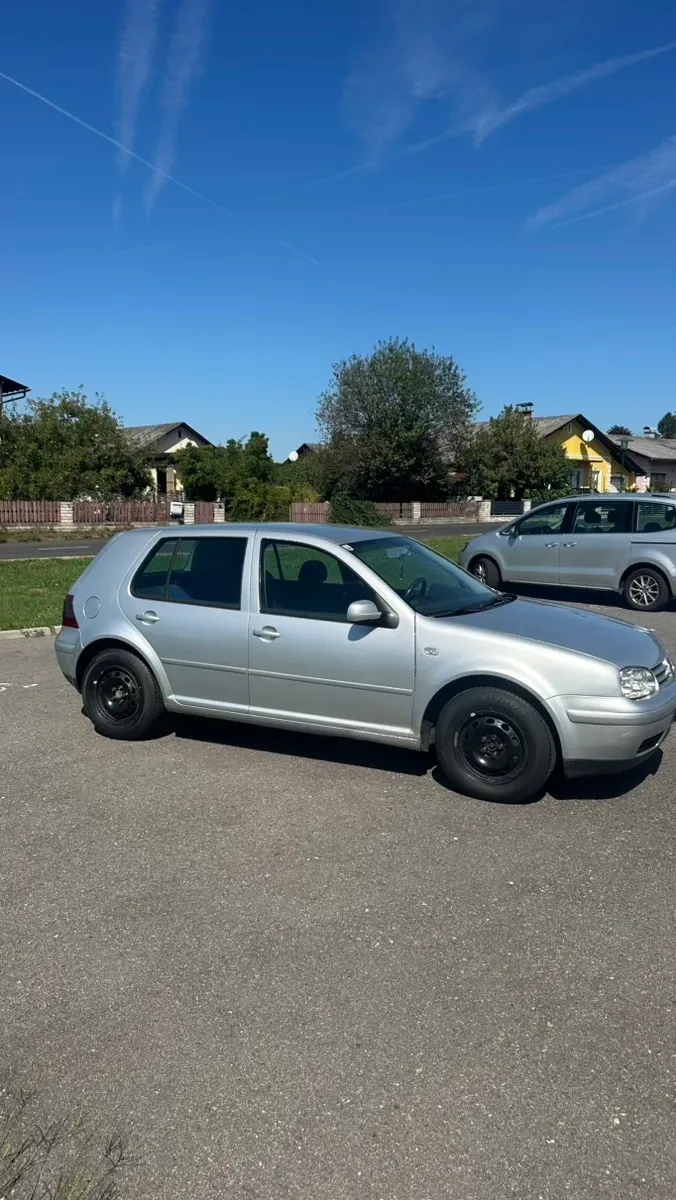 Volkswagen Golf 2000 photo 3
