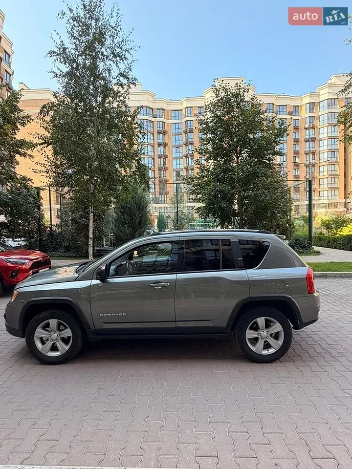 Jeep Compass 2011 photo 5