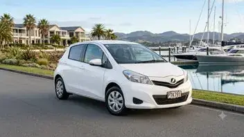 Toyota Vitz 2014 photo 2