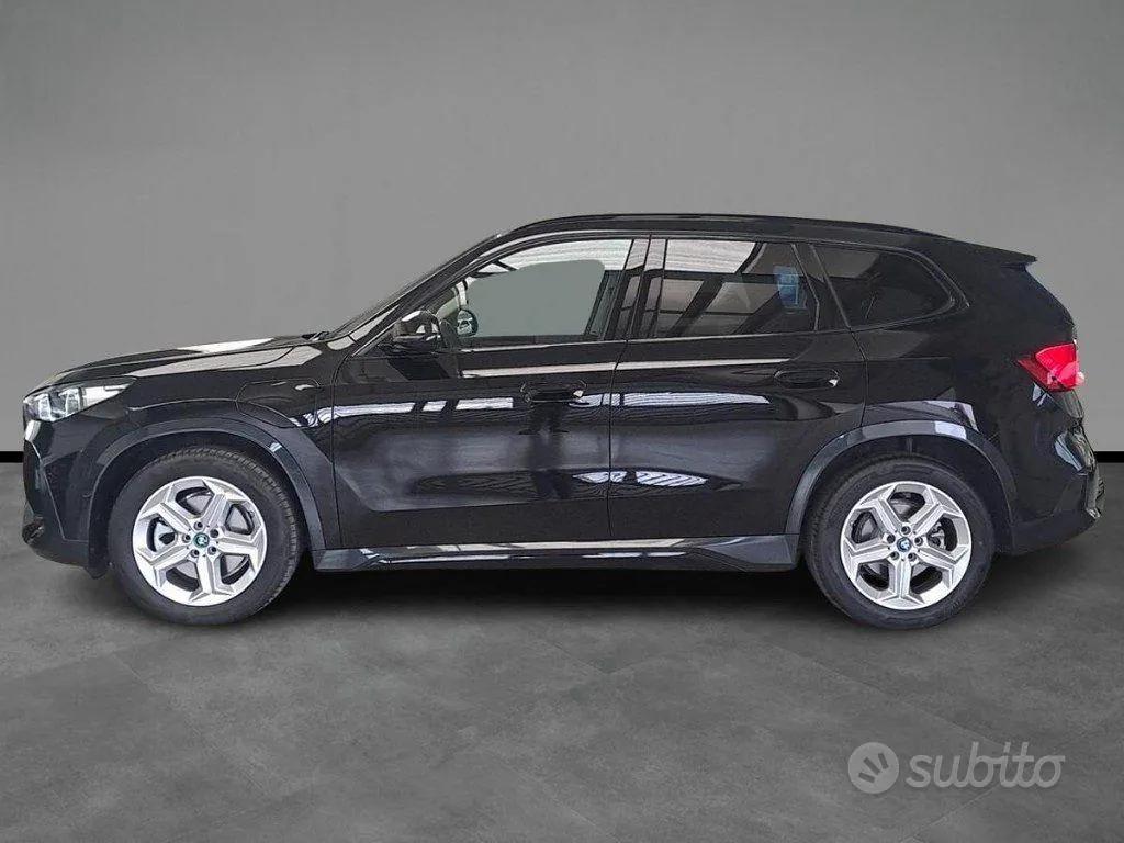 BMW X1 2024 photo 3