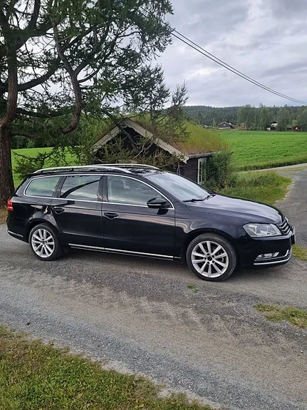 Volkswagen Passat 2013 photo 2