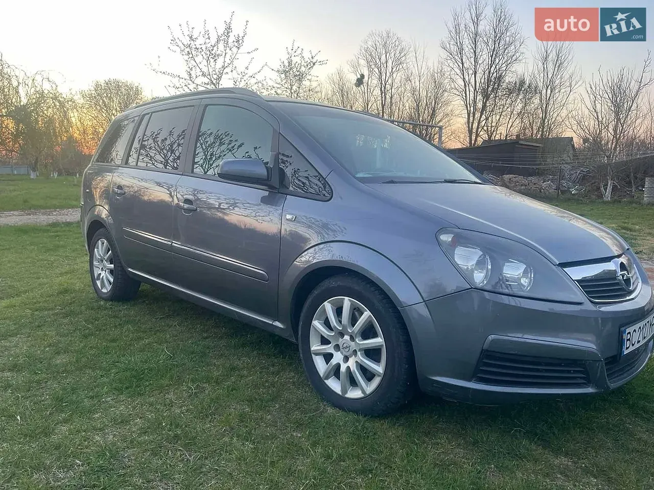 Opel Zafira 2006 photo 2