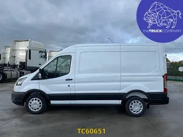 Ford Transit 2025 photo 2
