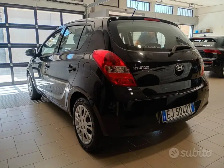 Hyundai I20 2011 photo 4