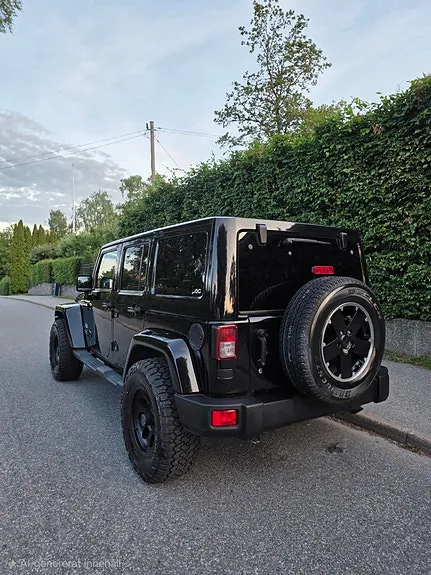 Jeep Wrangler 2011 photo 4