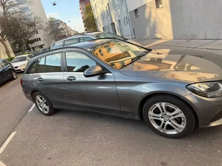 Mercedes-Benz C-Class 2016 photo 2