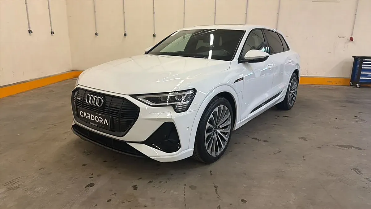 Audi E-Tron 2022 photo 2