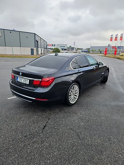 BMW 730D 2014 photo 4