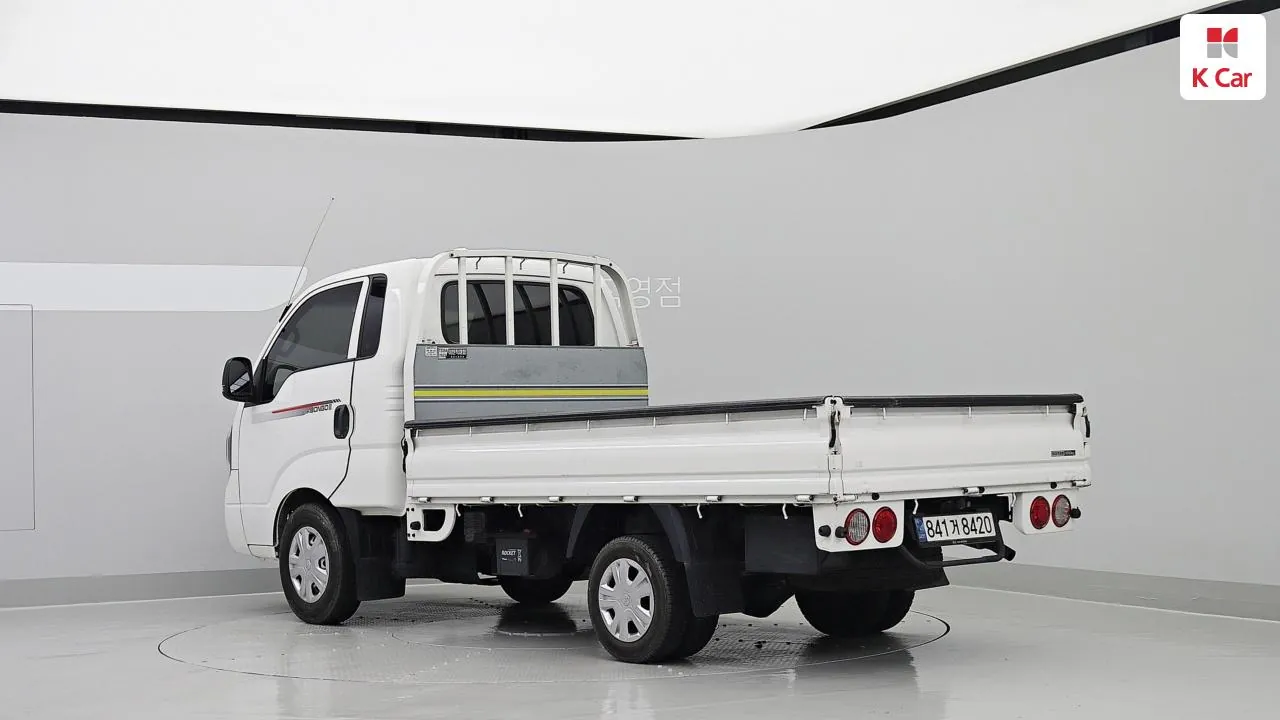 Kia Bonggo Iii Truck Lpi Cargo 2022 photo 4
