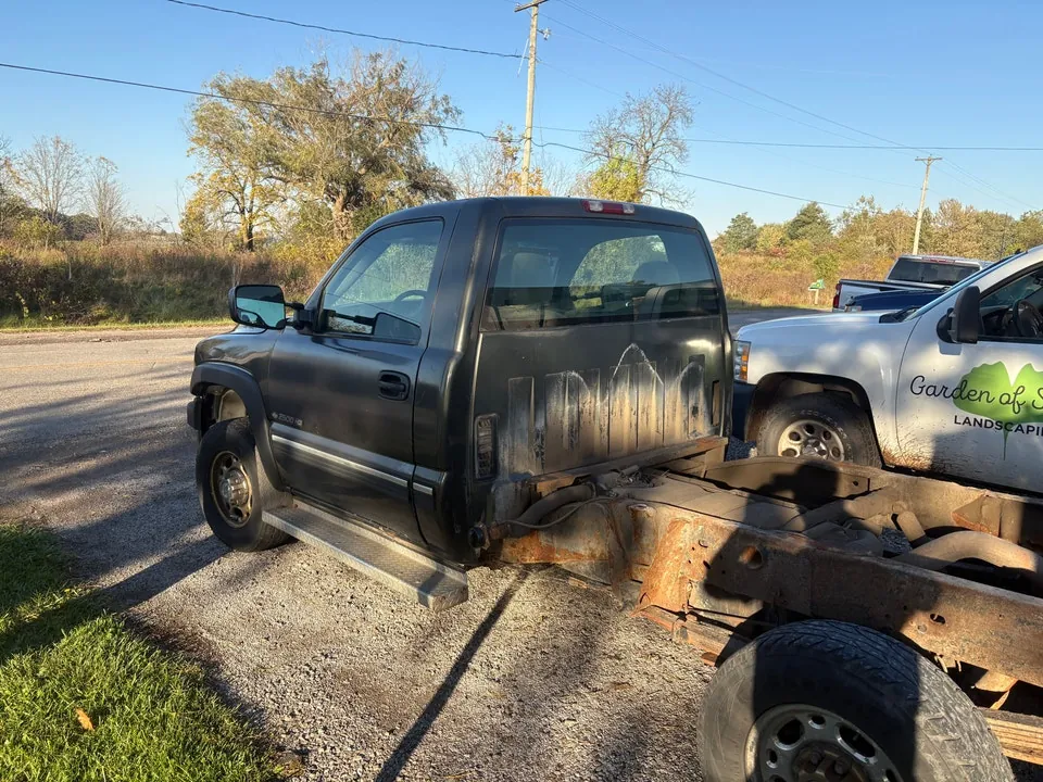 Chevrolet Silverado 2500 2002 photo 3