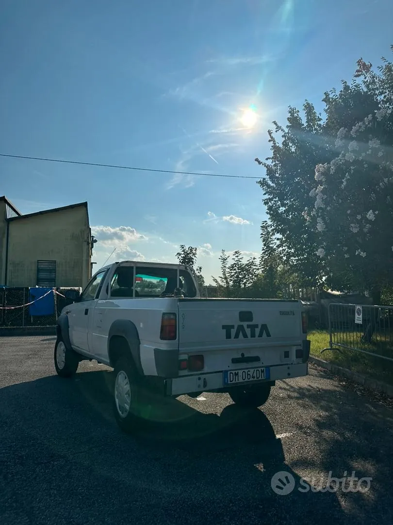 Tata Pick Up 2007 photo 5