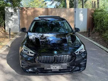 BMW 218 Gran Coupé 2022 photo 2