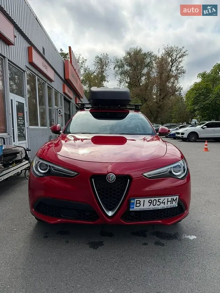 Alfa Romeo Stelvio 2018 photo 3